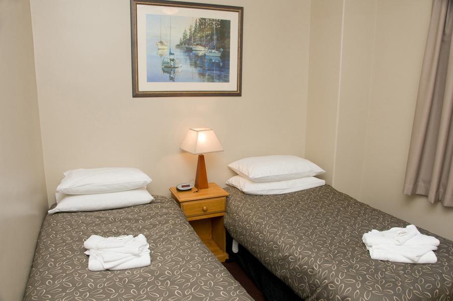 The Alpine Hotel Cooma Room photo